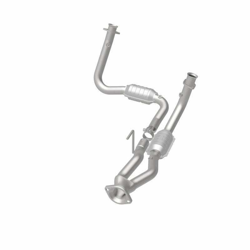 MagnaFlow Direct Fit Catalytic Converter 05-06 Jeep Grand Cherokee 3.7L Y-Pipe Assembly