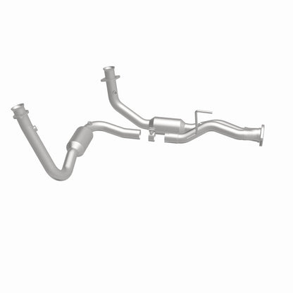 MagnaFlow Direct Fit Catalytic Converter 05-06 Jeep Grand Cherokee 3.7L Y-Pipe Assy (49 State)