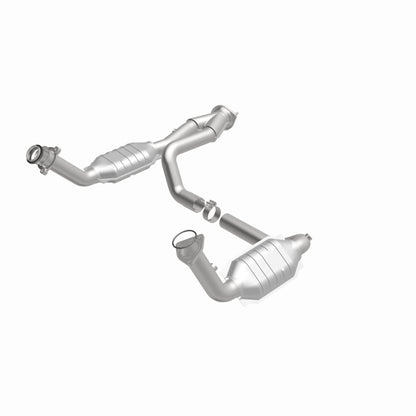 MagnaFlow DF Cat. Conv 02-06 Cadillac Truck. 8 5.3L Dual Conv. Y-Pipe Assy 2wd/Chevy Truck 99-07