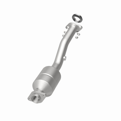 MagnaFlow Direct Fit Catalytic Converter 2009-2014 Sentra 2.0 L Underbody