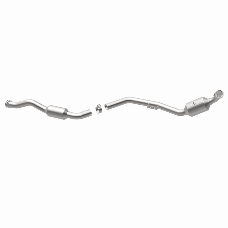 MagnaFlow Direct Fit Catalytic Converter 07-09 Mercedes E350 3.5L