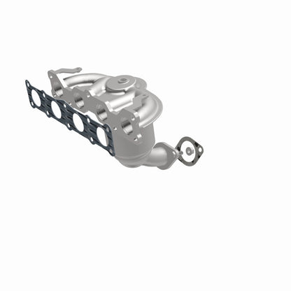 MagnaFlow Direct Fit Catalytic Converter 11-13 Kia Sorento 2.4L Manifold