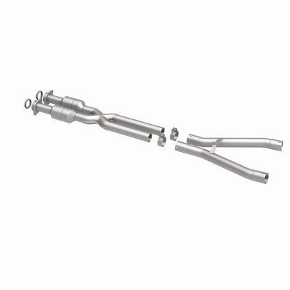 MagnaFlow Direct Fit Catalytic Converter 12-13 Chevy Corvette 6.2L