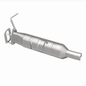 MagnaFlow 09-19 Ford F53 V10 6.8L Underbody 6.8L Direct Fit Catalytic Converter