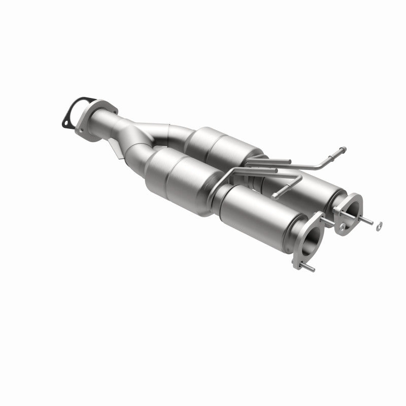 MagnaFlow Direct Fit Catalytic Converter 05-11 Volvo XC90 4.4L
