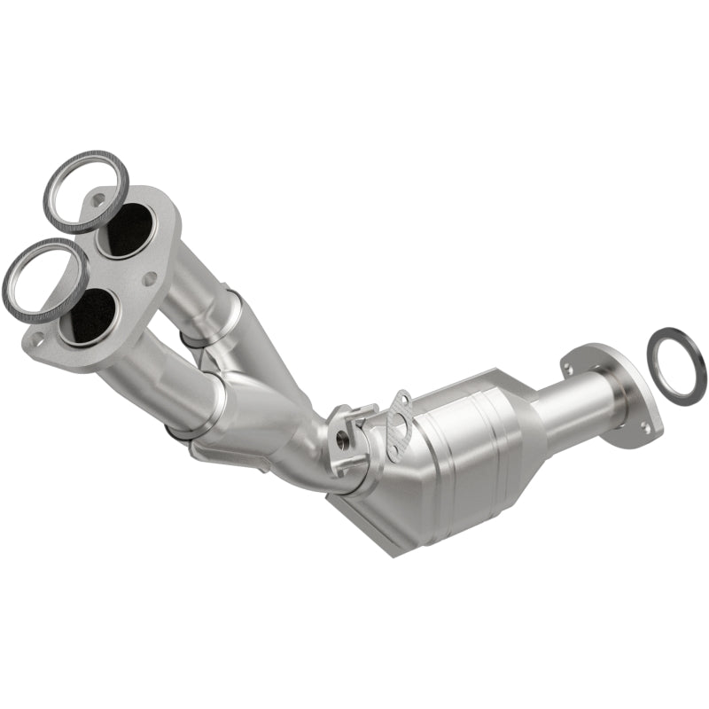 MagnaFlow Direct Fit Catalytic Converter 01-04 Toyota Tacoma 2.7L