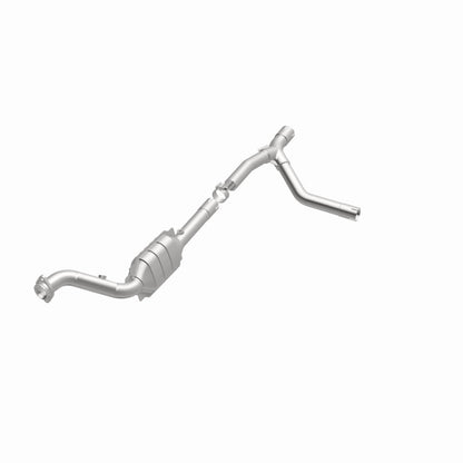 MagnaFlow Direct Fit Catalytic Converter 04-05 Dodge Ram 1500 Pickup 5.7L P/S
