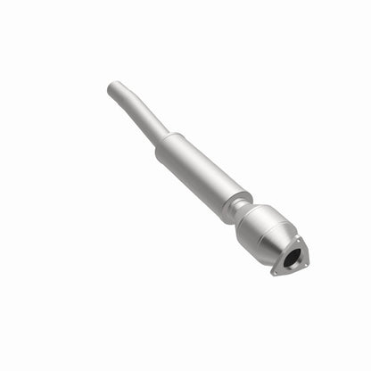 MagnaFlow Direct Fit Catalytic Converter 03-06 VW Phaeton 4.2L PS Rr