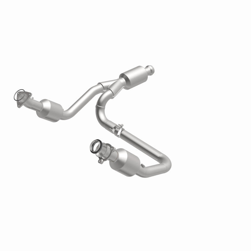MagnaFlow 14-15 Chevrolet Silverado 1500 5.3L Direct-Fit Catalytic Converter