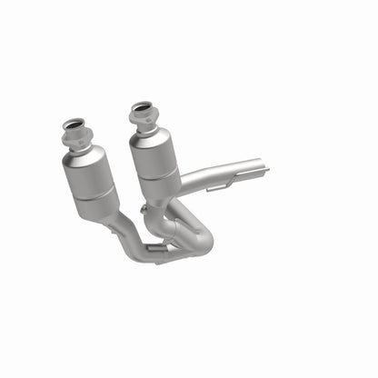 MagnaFlow Direct Fit Catalytic Converter 99-00 Grand Cherokee 4.0L