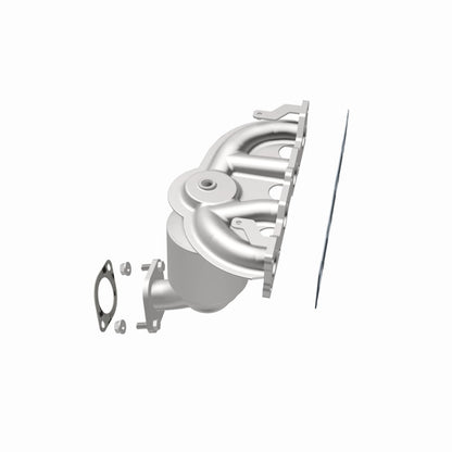 MagnaFlow Direct Fit Catalytic Converter 11-13 Kia Sorento 2.4L Manifold
