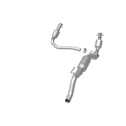 MagnaFlow Direct Fit Catalytic Converter 02-03 Dodge Durango 5.9L