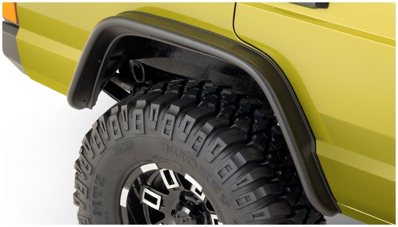 Bushwacker 84-01 Jeep Cherokee Flat Style Flares 2pc - Black