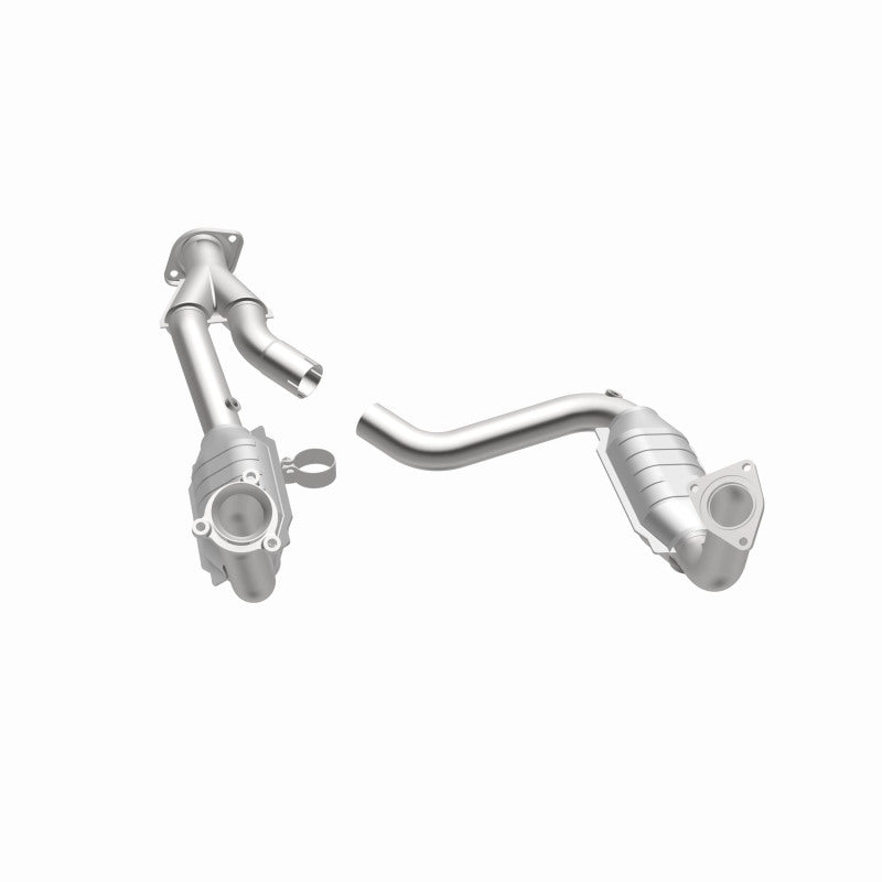 MagnaFlow Direct Fit Catalytic Converter 03-06 Chevy SSR 5.3/6.0 OEM