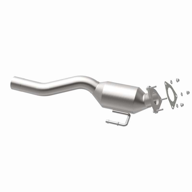 MagnaFlow Direct Fit Catalytic Converter 04-06 Porsche Cayenne 3.2L