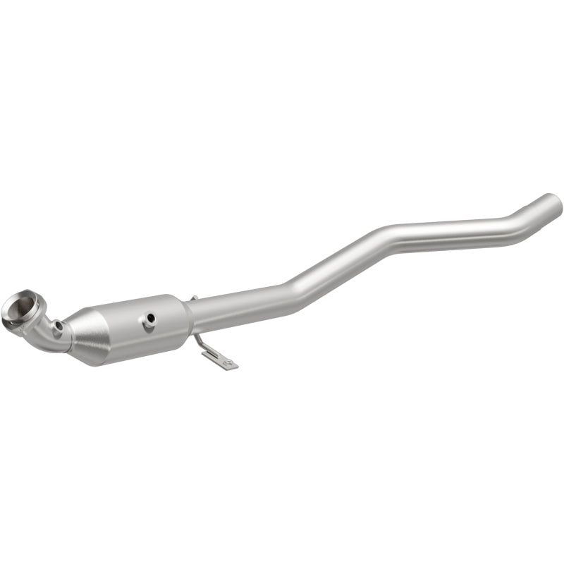 MagnaFlow Direct Fit Catalytic Converter 2007-2012 GL450 4.6 L Underbody