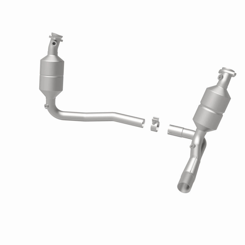 MagnaFlow Direct Fit Catalytic Converter OEM 2004 Dodge Dakota Underbody