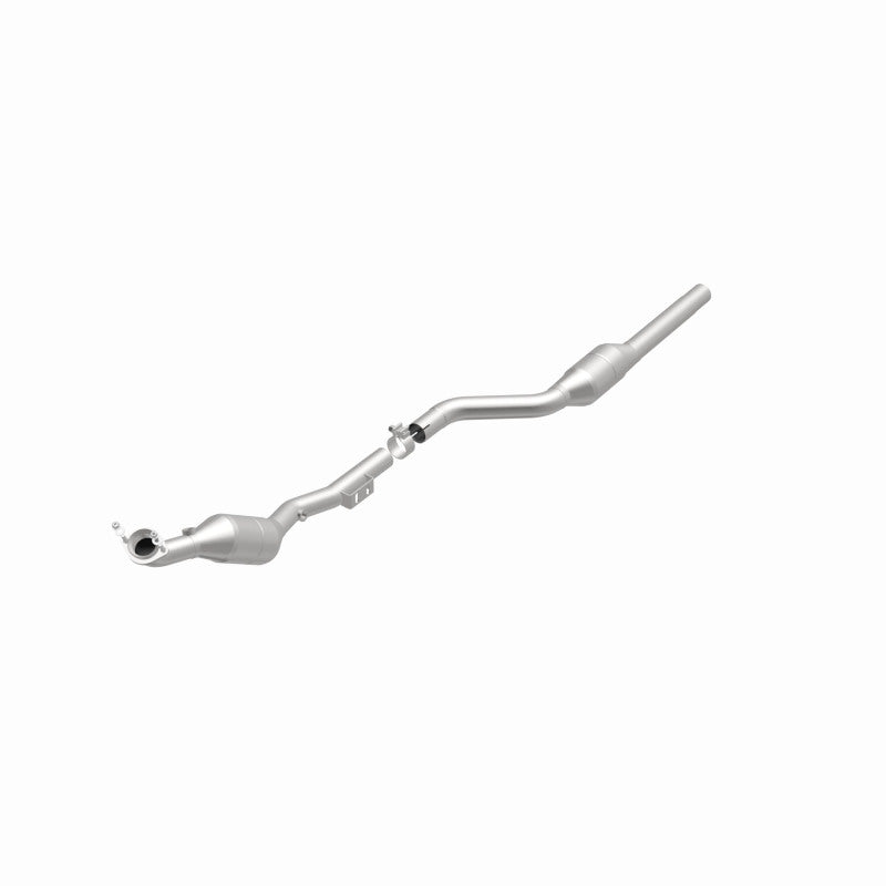MagnaFlow Direct Fit Catalytic Converter 00-02 Mercedes E430 4.3L