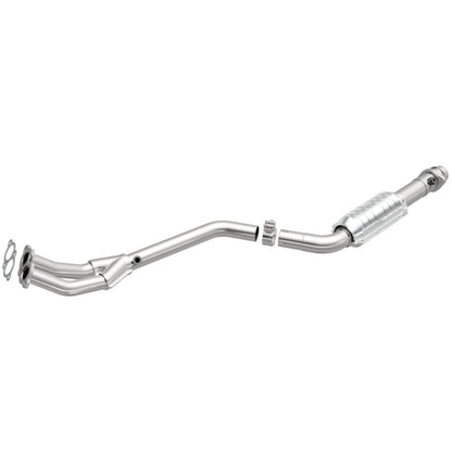MagnaFlow Direct Fit Catalytic Converter 96-99 BMW 318 1.9L I4