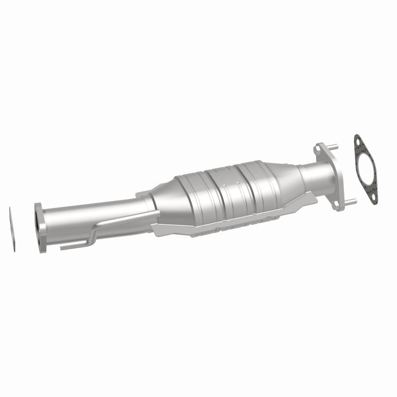 MagnaFlow Direct Fit Catalytic Converter 09-11 GMC Acadia 3.6L