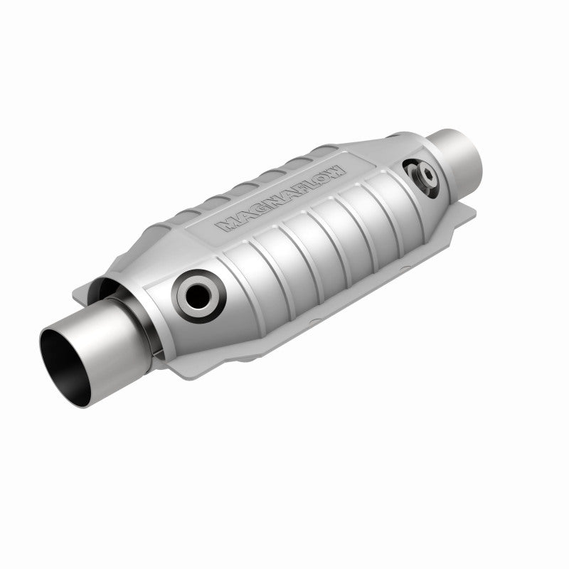 MagnaFlow Universal Catalytic Converter 2.25 Dual O2 Boss