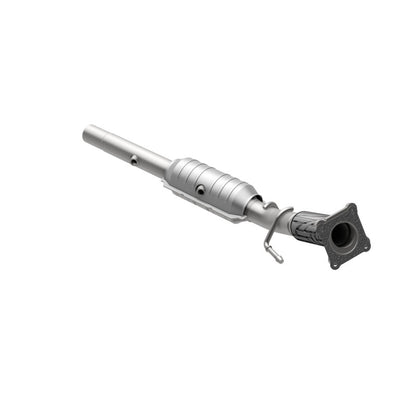 MagnaFlow Direct Fit Catalytic Converter 06-10 VW Beetle 2.5L