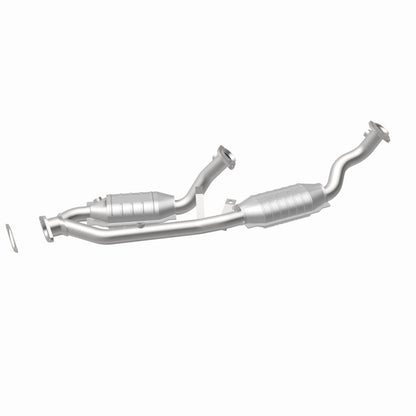 MagnaFlow Direct Fit Catalytic Converter 99-02 Windstar 3.8L