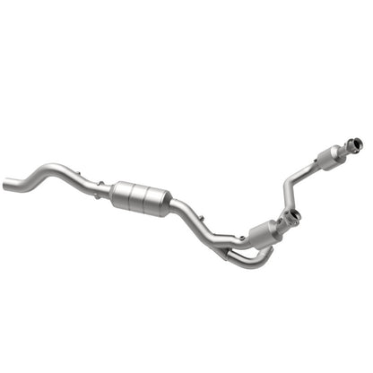 MagnaFlow Direct Fit Catalytic Converter 02-03 Dodge Durango 5.9L