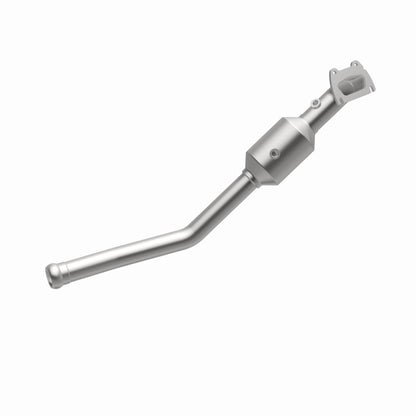 MagnaFlow 13-15 Dodge Durango V6 3.6L OEM Grade / EPA Compliant Direct-Fit Catalytic Converter