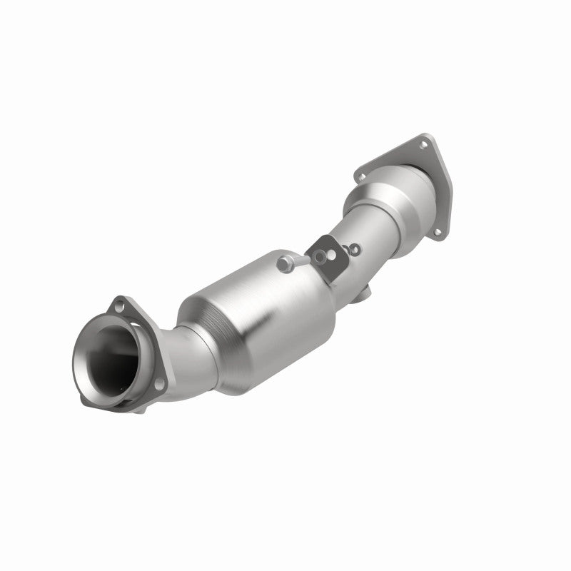 MagnaFlow Direct Fit Catalytic Converter 04-07 VW Touareg 4.2L Driver Side