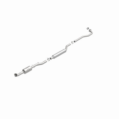 MagnaFlow Direct Fit Catalytic Converter 2008-2009 OUTLANDER 2.4 L Underbody