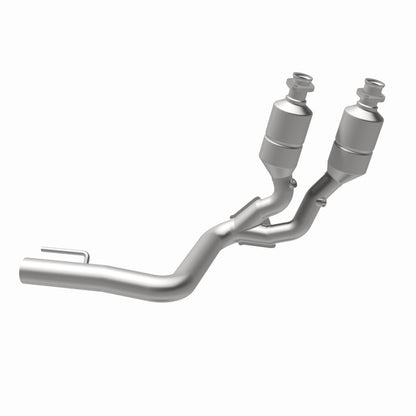MagnaFlow Direct Fit Catalytic Converter 99-00 Grand Cherokee 4.0L