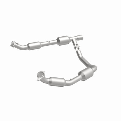 MagnaFlow Direct Fit Catalytic Converter 05-06 Ford E-350 Super Duty 5.4L
