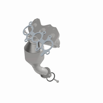 MagnaFlow Direct Fit Catalytic Converter 11-15 Sienna 3.5 Manifold