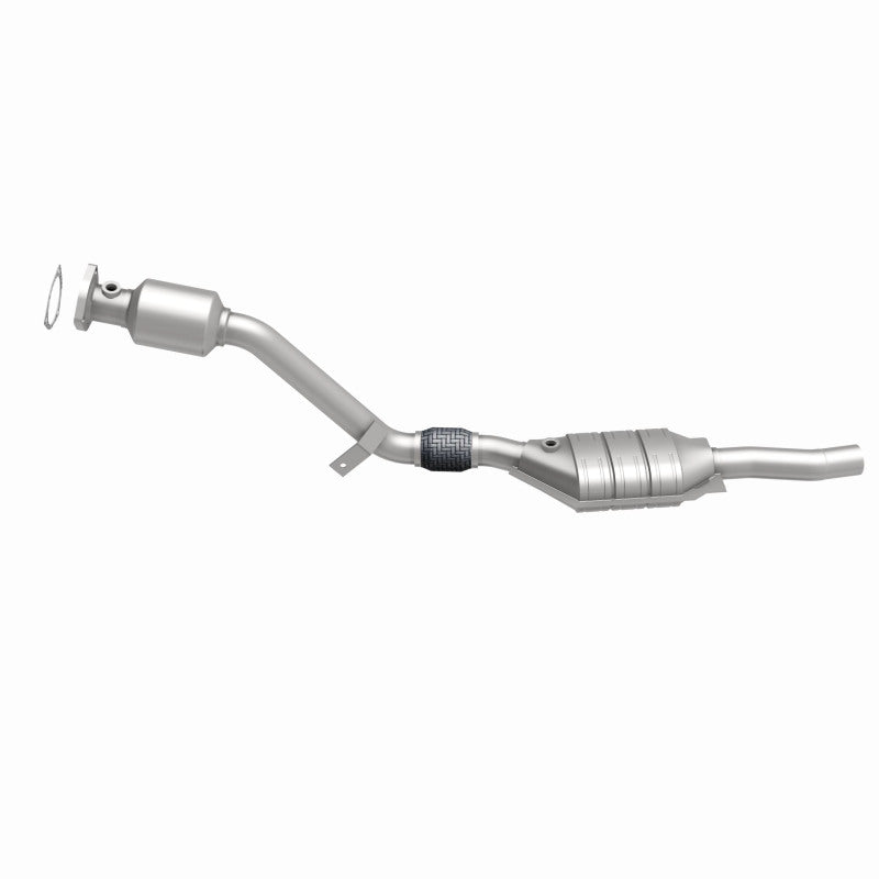 MagnaFlow Direct Fit Catalytic Converter 03 Volkswagen Passat 2.8L