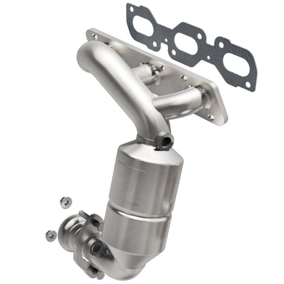 MagnaFlow Direct Fit Catalytic Converter 01-05 Ford Escape / Mazda Tribute 2.0L (CA Emissions)