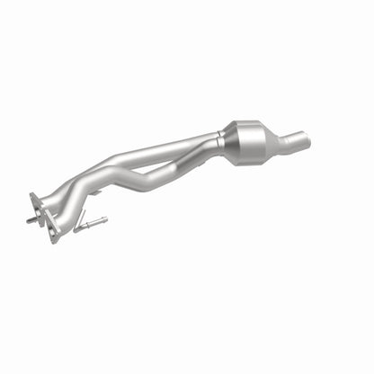 MagnaFlow Direct Fit Catalytic Converter 07 VW Touareg 3.6L Rear