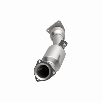MagnaFlow Direct Fit Catalytic Converter 04-07 VW Touareg 4.2L Driver Side