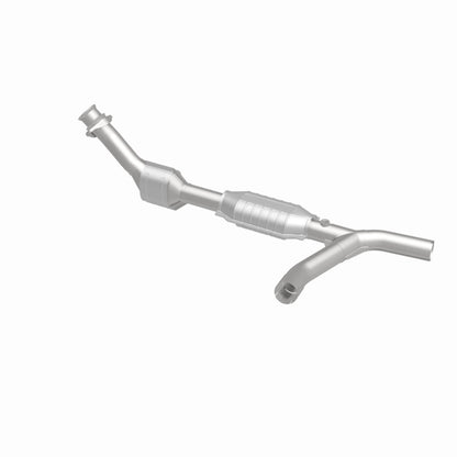 MagnaFlow Direct Fit Catalytic Converter 01-03 Ford E150 4.2L Passenger Side