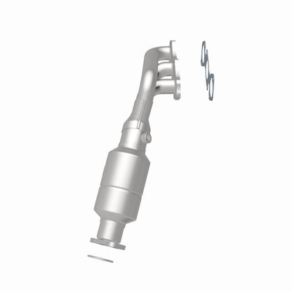 MagnaFlow Direct Fit Catalytic Converter 10-12 Toyota FJ/4Runner 4.0L