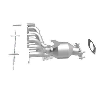 MagnaFlow Direct Fit Catalytic Converter 01-05 Volvo S60 2.4L / V70 2.4L