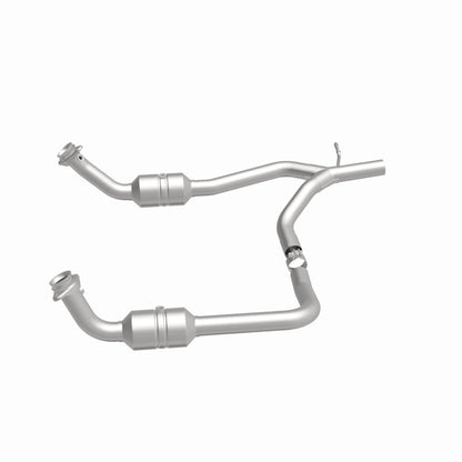 MagnaFlow Direct Fit Catalytic Converter 2009-2014 E-150 4.6 L Underbody