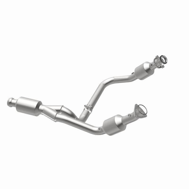 MagnaFlow 14-15 Chevrolet Silverado 1500 5.3L Direct-Fit Catalytic Converter
