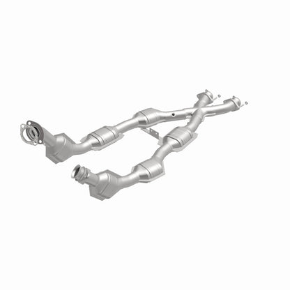 MagnaFlow Direct Fit Catalytic Converter 96-98 Mustang GT 4.6L 50S