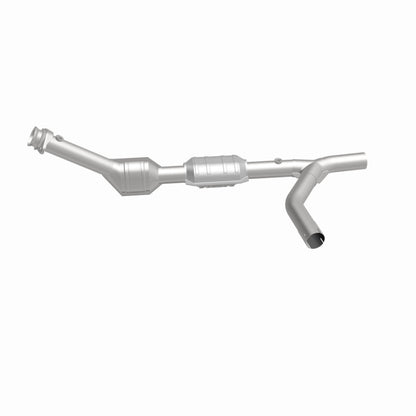 MagnaFlow Direct Fit Catalytic Converter 00-04 Ford E150 4.6L Passenger Side