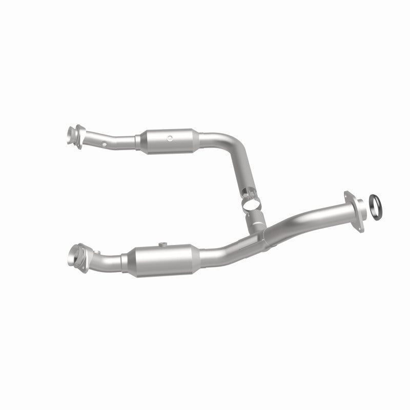 MagnaFlow DF Cat Conv 06-09 Ford Explorer/06-10 Mercury Mountaineer 4.6L Y-Pipe Assembly (49 State)