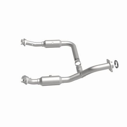 MagnaFlow DF Cat Conv 06-09 Ford Explorer/06-10 Mercury Mountaineer 4.6L Y-Pipe Assembly (49 State)