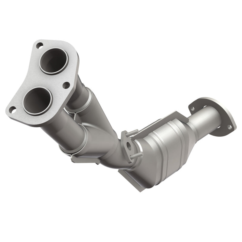 MagnaFlow Direct Fit Catalytic Converter 01-04 Toyota Tacoma 2.7L