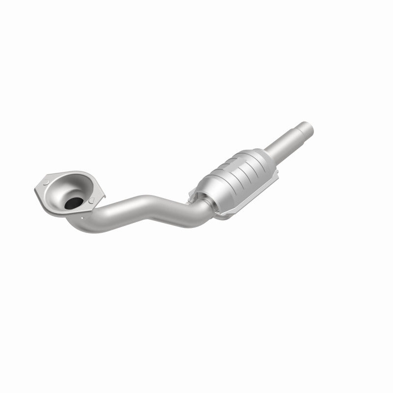 MagnaFlow Direct Fit Catalytic Converter VW 33.5X5X4 2/1.75