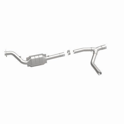 MagnaFlow Direct Fit Catalytic Converter 04-05 Dodge Ram 1500 Pickup 5.7L P/S
